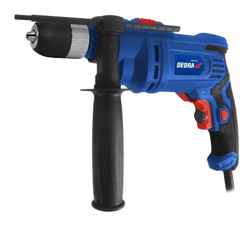 DED7959 Ütvefúró 700W