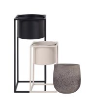 Kaspók és virágtartók